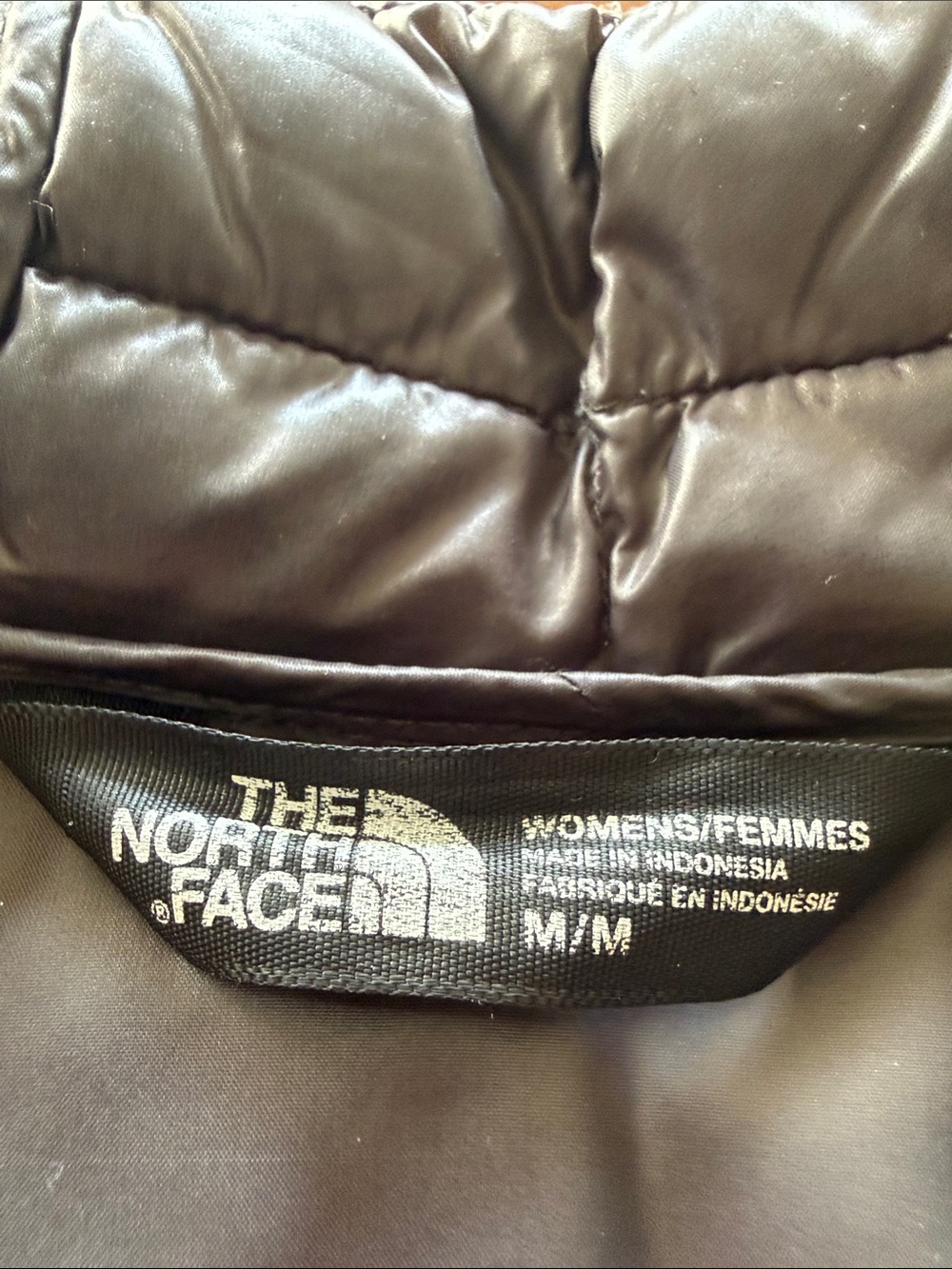 The North Face Women's Quilted Hooded Long Puffer Jacket - Charcoal - Picture 4 of 4